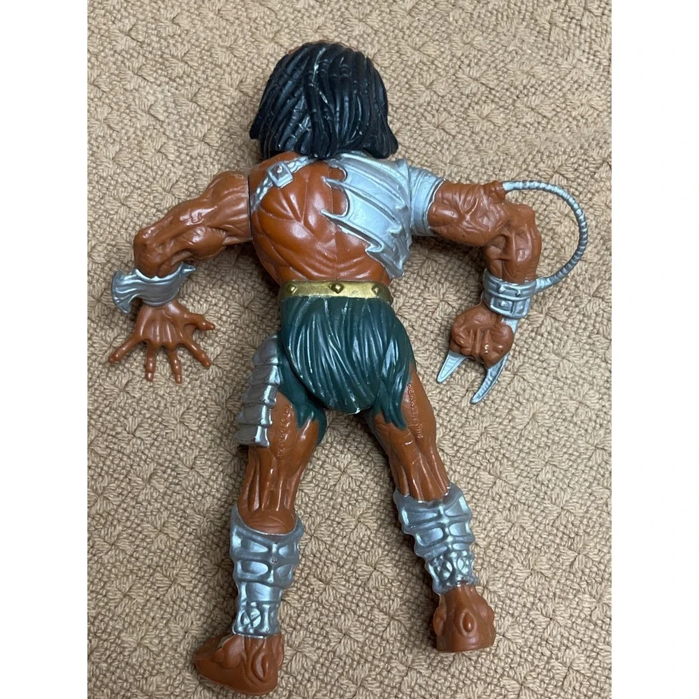 Vintage 1994 Kenner Predator Cracked Tusk Action Figure Sci-Fi Collectible 5.5